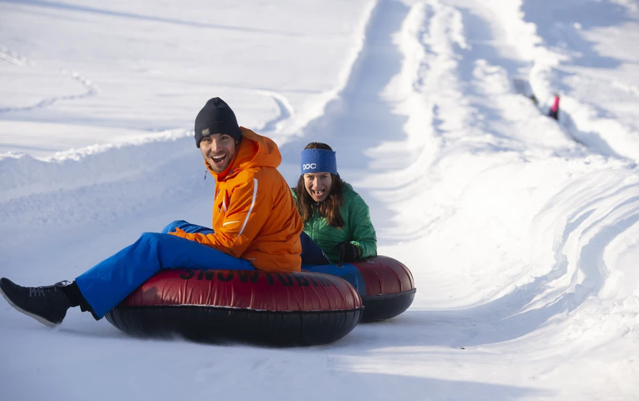 Kaiserwinkl Urlaub Aktivitäten Snowtubing Kössen